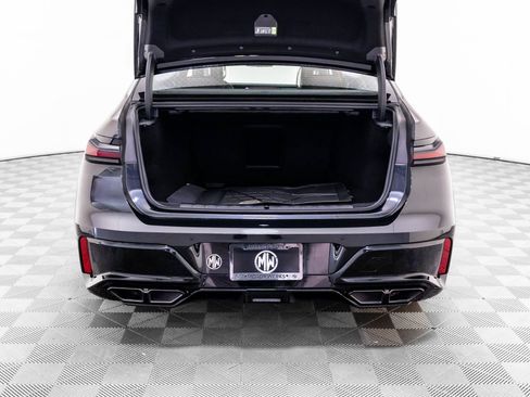 New 2026 BMW 760i xDrive w/ Executive Package image 35