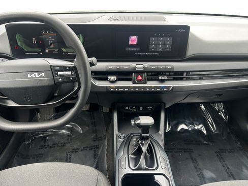 Used 2025 Kia K4 FWD image 11