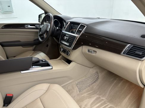 Used 2015 Mercedes-Benz ML 350 4MATIC image 23