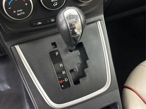 Used 2012 MAZDA MAZDA5 Grand Touring image 43