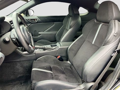 Used 2025 Toyota GR86 Premium image 20