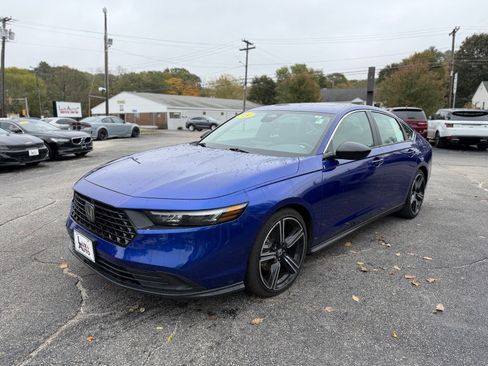 Used 2024 Honda Accord Sport image 5