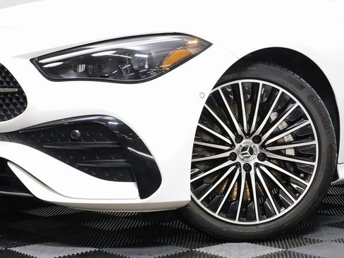 Used 2024 Mercedes-Benz CLE 450 4MATIC Coupe image 3
