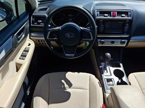 Used 2018 Subaru Outback 2.5i AWD/4WD image 14