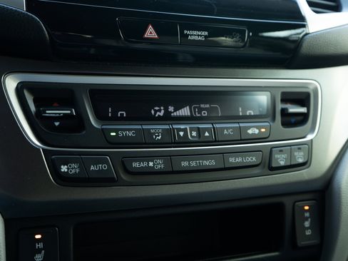 Used 2016 Honda Pilot EX-L image 34