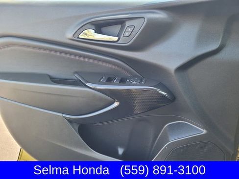 Used 2024 Chevrolet Trax RS image 13