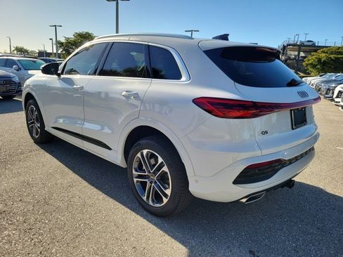 Certified 2025 Audi Q5 2.0T Premium w/ Convenience Package image 5