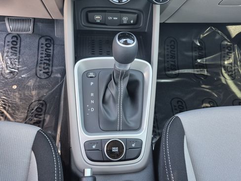 New 2026 Hyundai Venue SEL FWD image 26