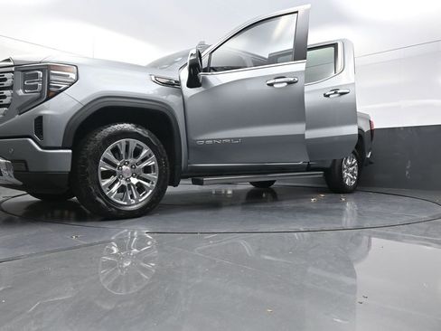 Used 2023 GMC Sierra 1500 Denali w/ Technology Package image 32