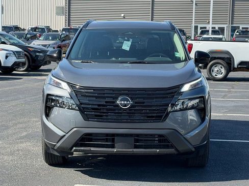 New 2026 Nissan Rogue SV FWD image 9