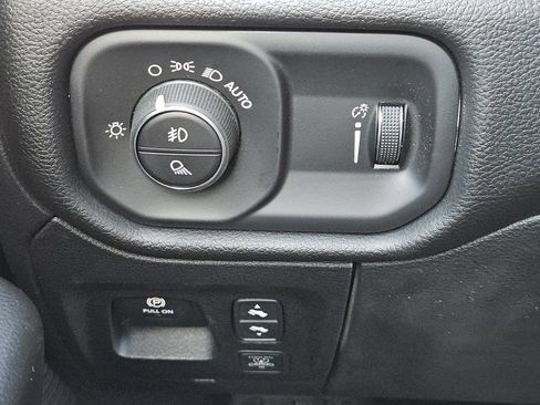 New 2026 RAM 1500 Big Horn AWD/4WD image 19