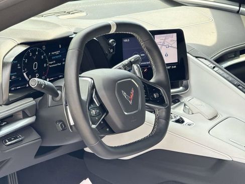 Used 2020 Chevrolet Corvette Stingray Preferred Cpe w/ 2LT Preferred Equipment Group RWD image 15