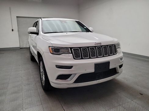 Used 2018 Jeep Grand Cherokee Summit w/ Platinum Series Group AWD/4WD image 14