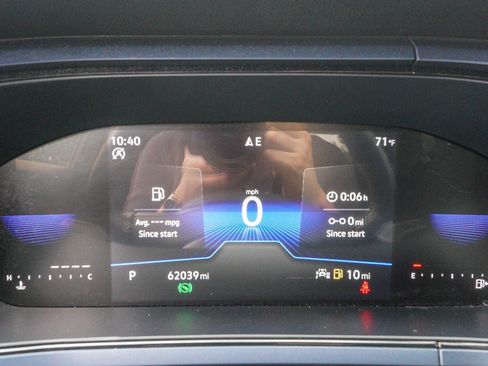 Used 2024 Volkswagen Taos SE FWD image 24