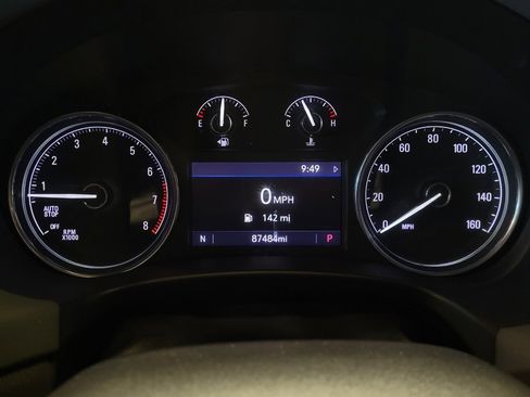 Used 2021 Buick Enclave Essence FWD image 23