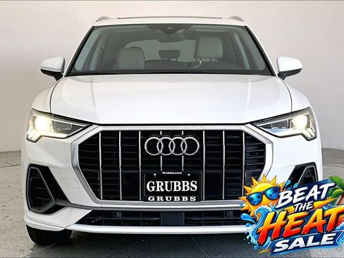 Used 2019 Audi Q3 2.0T Premium Plus AWD/4WD image 3