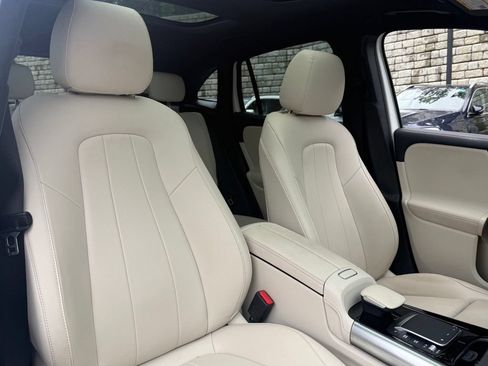 Used 2022 Mercedes-Benz GLA 250 4MATIC image 28