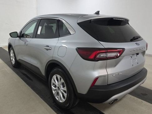 Used 2024 Ford Escape Active FWD image 3