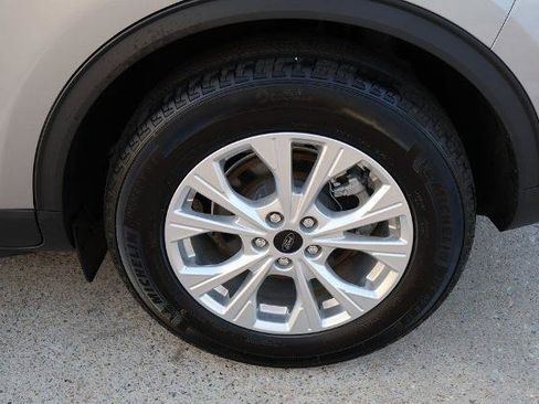 Used 2024 Ford Escape Active image 10