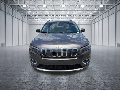 Used 2019 Jeep Cherokee Limited AWD/4WD image 2