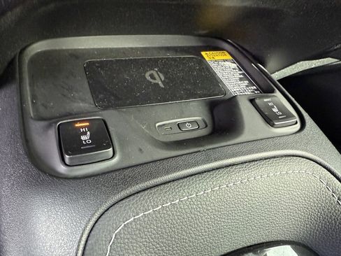 Used 2025 Toyota Corolla XSE image 25