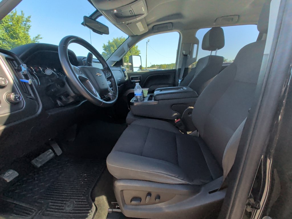 Used 2018 Chevrolet Silverado 2500 LT w/ All Star Edition AWD/4WD image 6