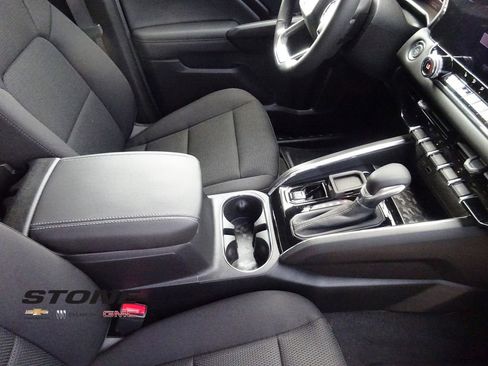 New 2026 GMC Canyon Elevation w/ Convenience Package image 19