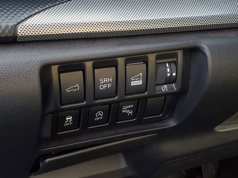 Used 2021 Subaru Forester Limited image 18