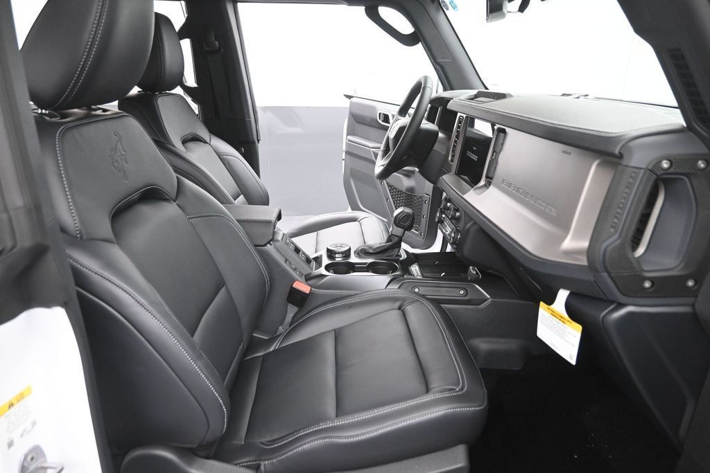New 2026 Ford Bronco Outer Banks AWD/4WD image 24