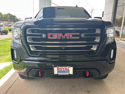 Used 2020 GMC Sierra 1500 AT4 w/ AT4 Premium Package AWD/4WD image 3