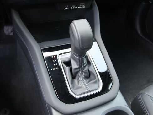 Used 2025 Subaru Forester Limited AWD/4WD image 30