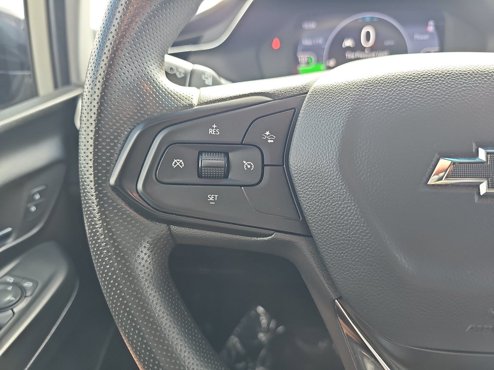 Used 2023 Chevrolet Bolt LT w/ Driver Confidence Package FWD image 14