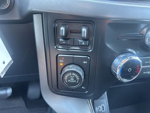 New 2025 Ford F150 XLT w/ Equipment Group 301A Standard image 25