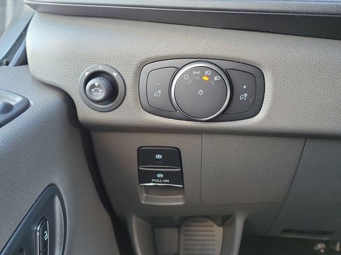 New 2026 Ford Transit 150 148 Medium Roof w/ Load Area Protection Package image 20