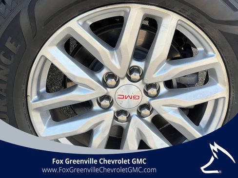 Used 2019 GMC Acadia SLT w/ LPO, Floor Liner Package AWD/4WD image 6