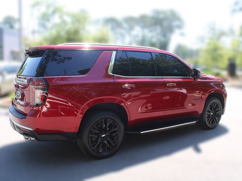 Used 2023 Chevrolet Tahoe High Country RWD image 14