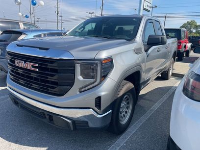 Used 2023 GMC Sierra 1500 Pro w/ Pro Value Package