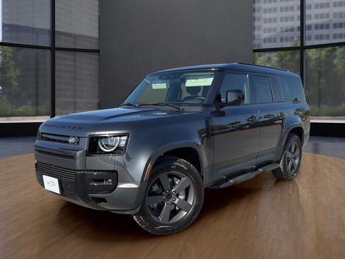 New 2026 Land Rover Defender 130 S AWD/4WD image 9