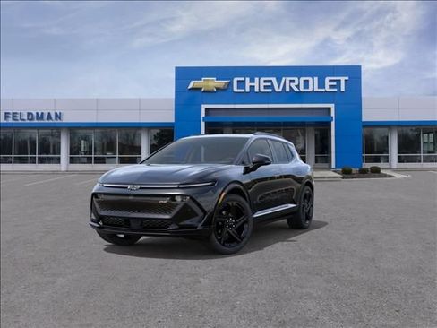 New 2025 Chevrolet Equinox EV RS w/ Convenience Package II AWD/4WD image 8