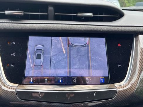 Used 2024 Cadillac XT6 Sport w/ Platinum Package image 38