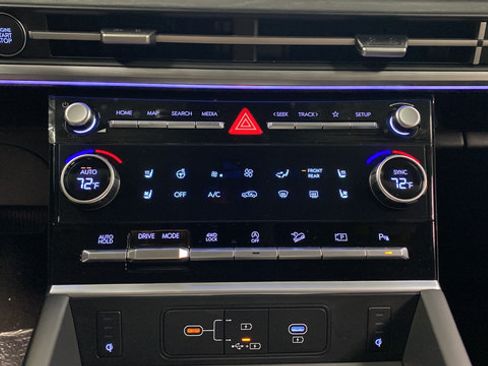 New 2026 Hyundai Santa Fe Limited AWD/4WD image 18
