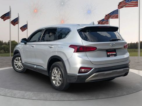 Used 2019 Hyundai Santa Fe SEL FWD image 8