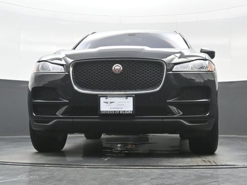 Used 2017 Jaguar F-PACE Premium image 29
