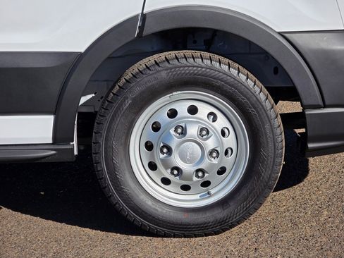 New 2025 Ford Transit 250 148 Medium Roof Extended AWD image 25