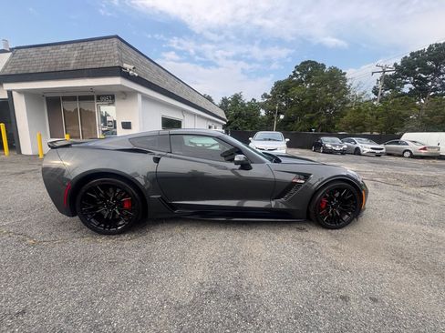 Used 2019 Chevrolet Corvette Z06 RWD image 8