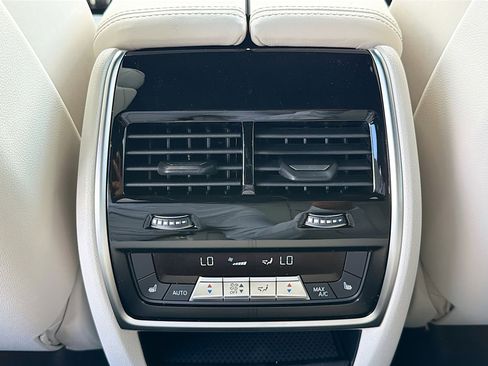 New 2026 BMW X5 xDrive50e w/ Executive Package AWD/4WD image 19