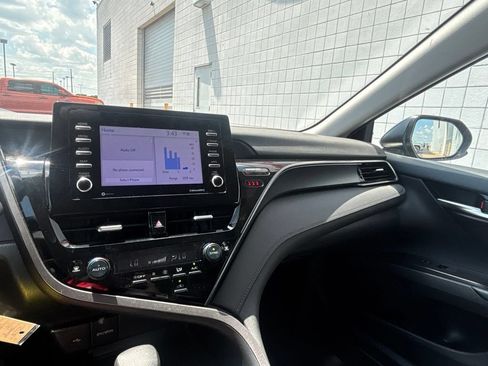 Used 2024 Toyota Camry LE FWD image 16