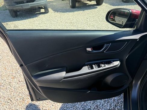 Used 2019 Hyundai Kona Ultimate AWD/4WD image 28