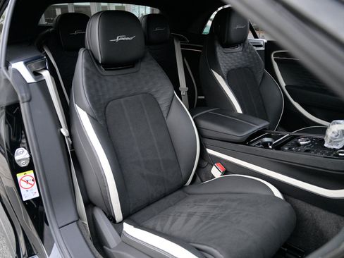 Used 2025 Bentley Continental GT Speed image 43