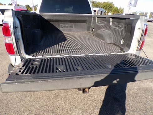 Used 2015 GMC Sierra 2500 SLT w/ Driver Alert Package image 7